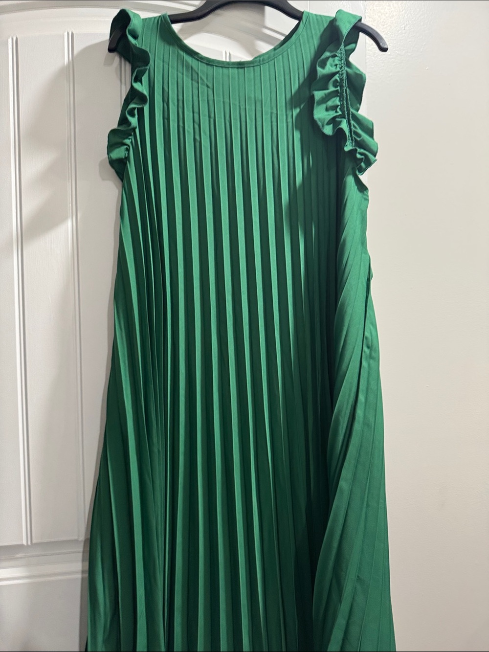 Green Pleated Ruffle Sleeve Dress
